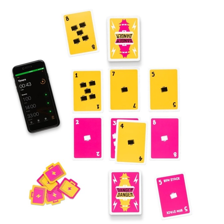 DANGER DANGER | Juego de Cartas Familiar | Juego de Bluf